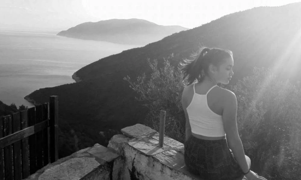 Η ΕΣΗΕΑ καλεί τα μέλη της να μην δημοσιεύουν το ημερολόγιο της Καρολάιν